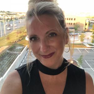 Meet your Posher, Lynette